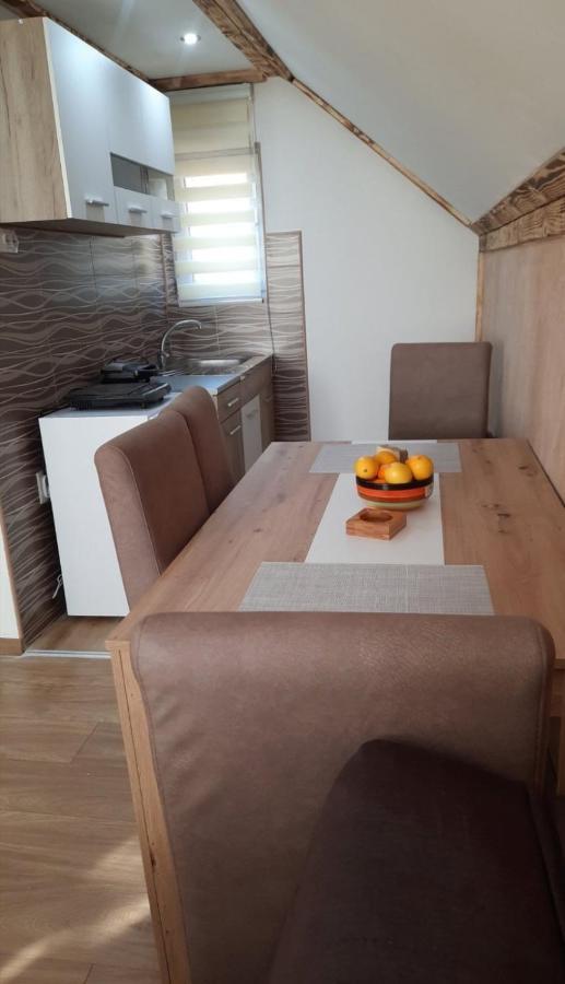 Apartmani Milosavljevic Divcibare Ngoại thất bức ảnh