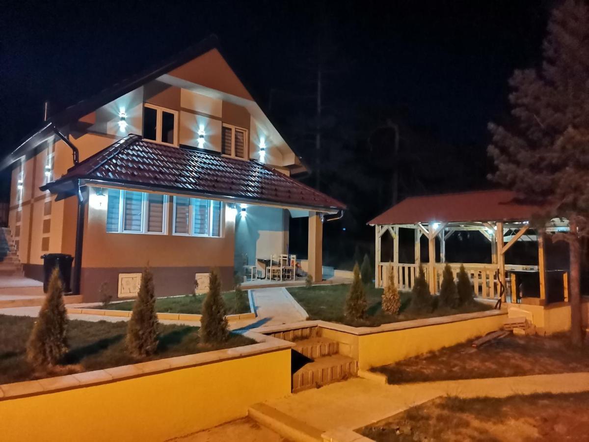 Apartmani Milosavljevic Divcibare Ngoại thất bức ảnh